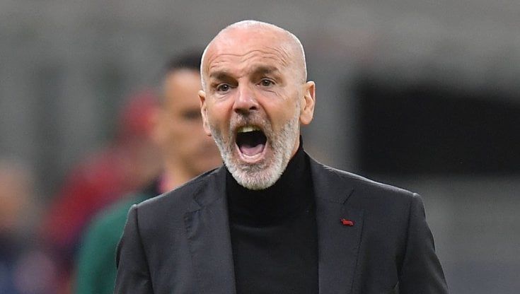 Milan, Pioli: "E' il momento di spingere. Le critiche? Non ci siamo esaltati prima, non ci deprimiamo ora"
