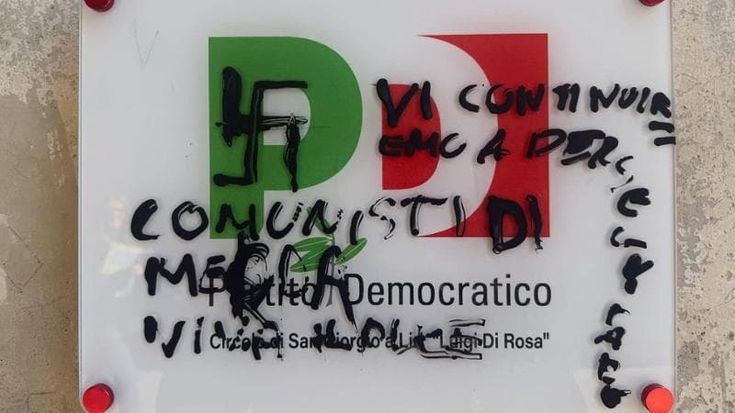 Svastica e scritta “Viva il Duce” alla sede del Pd a San Giorgio a Liri: terzo attacco in un mese