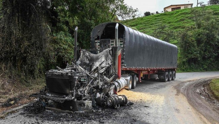 Colombia, la guerra dei Cartelli: il clan del Golfo sfida lo Stato, 26 omicidi in 4 giorni