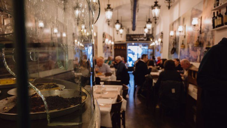 La trattoria del Ghetto di Roma dove la cucina della nonna non è solo marketing