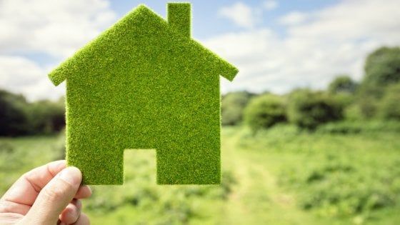Il risparmio energetico è nella sua efficienza. A cominciare dal settore Home e Building