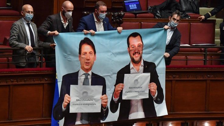 Via libera alla Camera al decreto Sicurezza che riscrive le norme di Salvini sui migranti