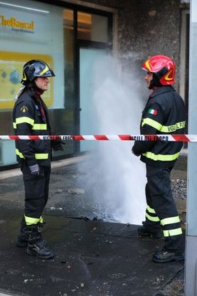 Salta una conduttura in via Fieschi, chiusa la galleria