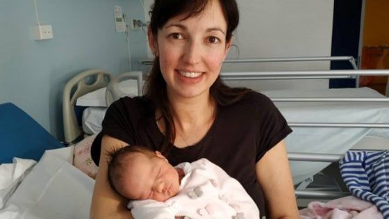 Mamma di 11 figli a 38 anni, nel Comasco è arrivata la piccola Giuditta