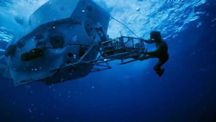 Addio al grande fotografo Emory Kristof, nei suo scatti i tesori sommersi e il Titanic 
