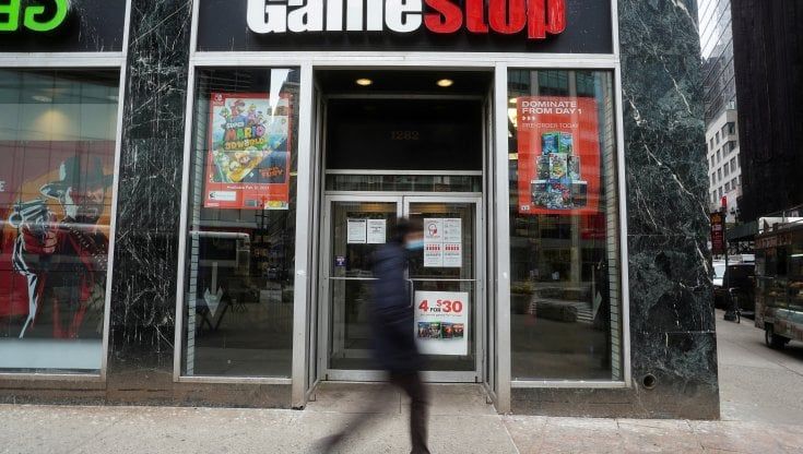 Gamestop, il racconto di un piccolo investitore del web: "Così i day trader hanno sconfitto gli hedge fund"