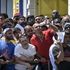 Napoli, duemila immigrati in fila per il permesso: 