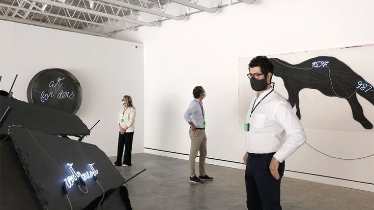 L'arte ai tempi della pandemia: led colorati e vibrazioni nella sperimentazione Made in Italy che parte a New York 