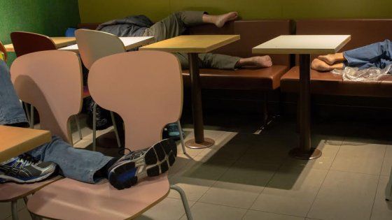 Hong Kong, i rifugiati del fast-food