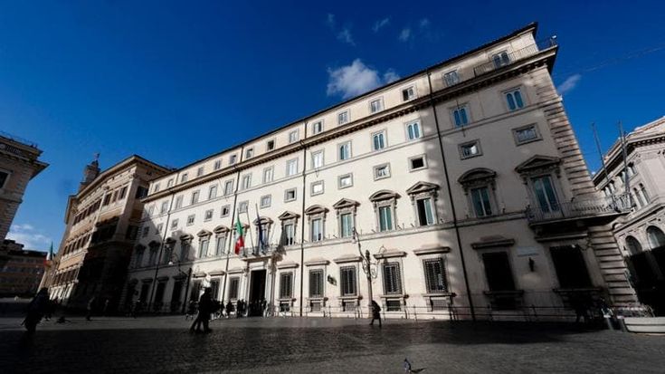 Manovra, Palazzo Chigi avverte i senatori: “Misure utili, niente mancette”