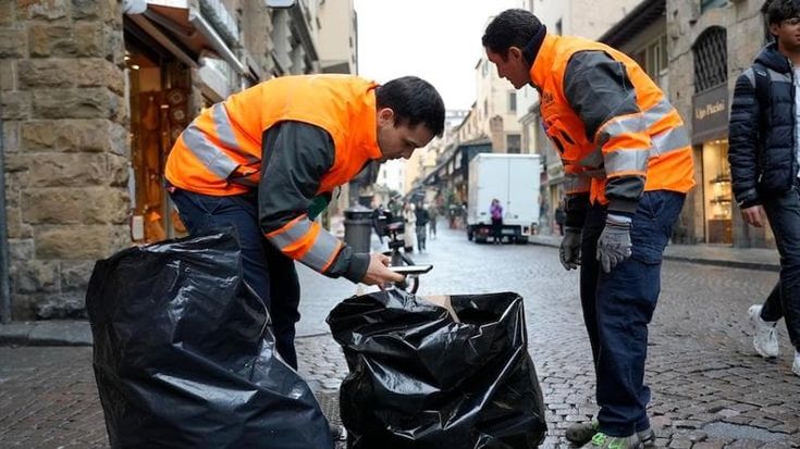 Più controlli, quasi 27mila, ma calano le sanzioni: il 2024 degli ispettori ambientali a Firenze
