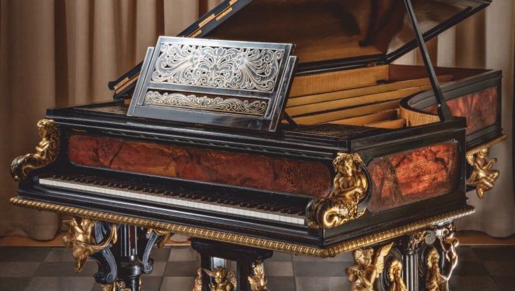 Rubrica Caruso/ Dall'Expo del 1867 a Cappella Farnese Torna a suonare il preziosissimo Erard modello H