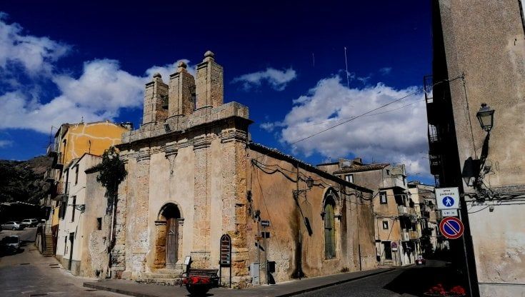 Lo stilista Dolce racconta la Sicilia: "Ecco la mia Polizzi Generosa"