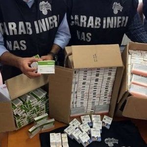 Catania, truffa sui farmaci: sospesi due medici, danno da due milioni
