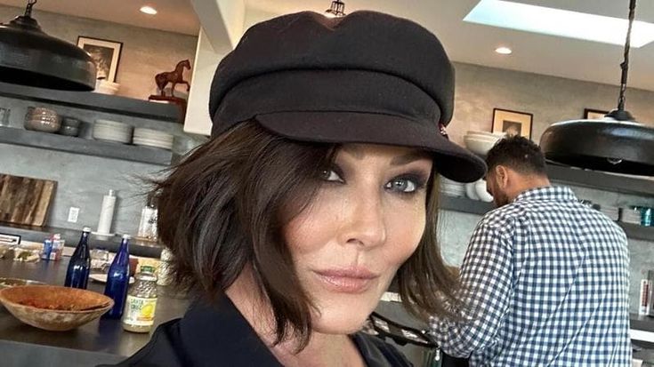 Shannen Doherty, da Viola Davis al cast di ‘Beverly Hills 90210’ il ricordo di amici e colleghi