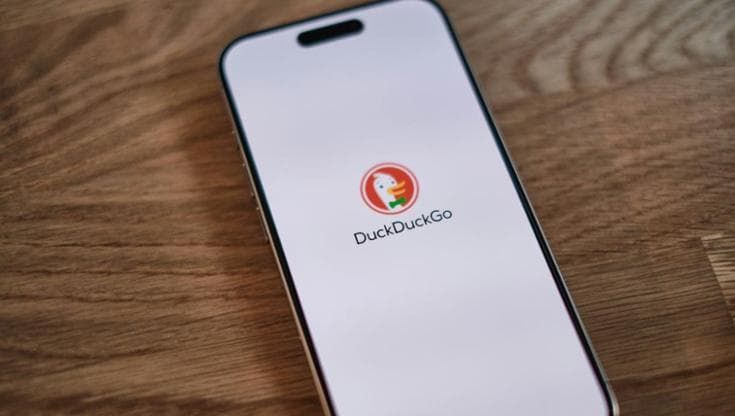 Fenomeno DuckDuckGo: cos’ha di speciale il browser ribelle che salva da IA e pubblicità
