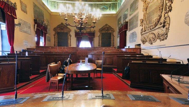 Dal dopo Orlando alla Regione la tela siciliana dei renziani per provare a rifare il centro