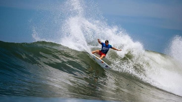 Fioravanti nella storia, primo italiano a vincere una tappa del circuito mondiale del surf