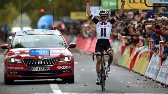 Ciclismo, Parigi-Tours: colpo solitario di Andersen