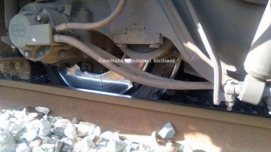 Treno fuori dai binari sulla Palermo-Agrigento, nessun ferito