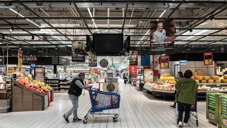 Supermercati e negozi aperti a Firenze oggi primo maggio