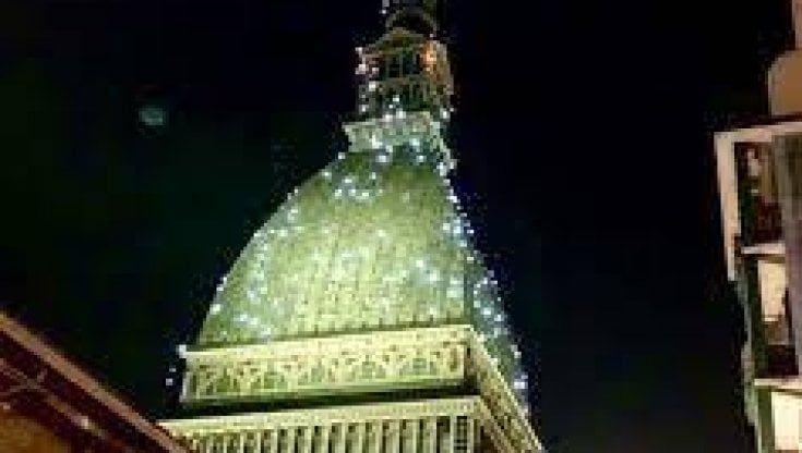 Il Covid cancella lo spettacolo di San Silvestro, niente luci nel cielo di Torino per San Silvestro