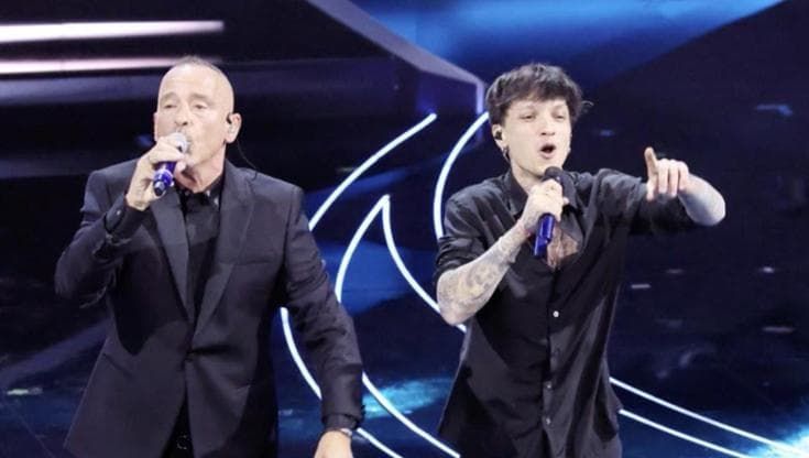 Sanremo 2023, ironia social su Ramazzotti: "Le sue canzoni le conoscono tutti tranne lui"
