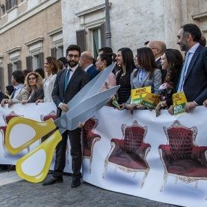 Taglio dei parlamentari, giovedì il deposito in Cassazione. In primavera il referendum