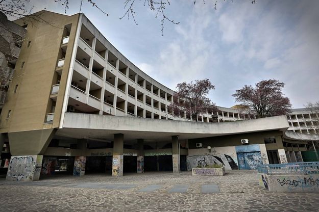 Milano, Unipol e Bocconi fanno rivivere la piazza dimenticata tra le torri di Ligresti