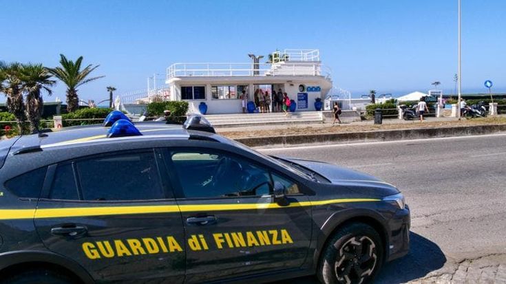 Ostia, sigilli al Capanno: lo stabilimento dei Giacometti sotto sequestro per abusi edilizi