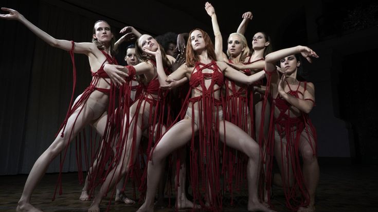 “Suspiria”: tremate tremate, le streghe son tornate nell’era del MeToo