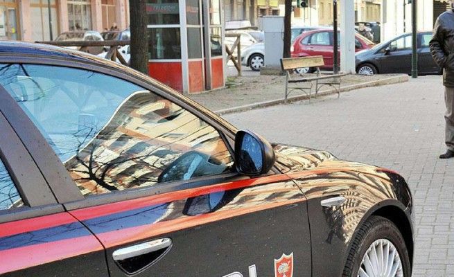 Rapinava i passanti degli orologi usando un accento campano: arrestato