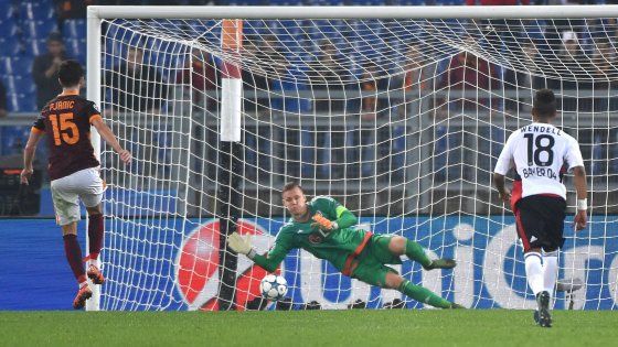 Roma-Bayer Leverkusen 3-2, Pjanic risolve una partita folle