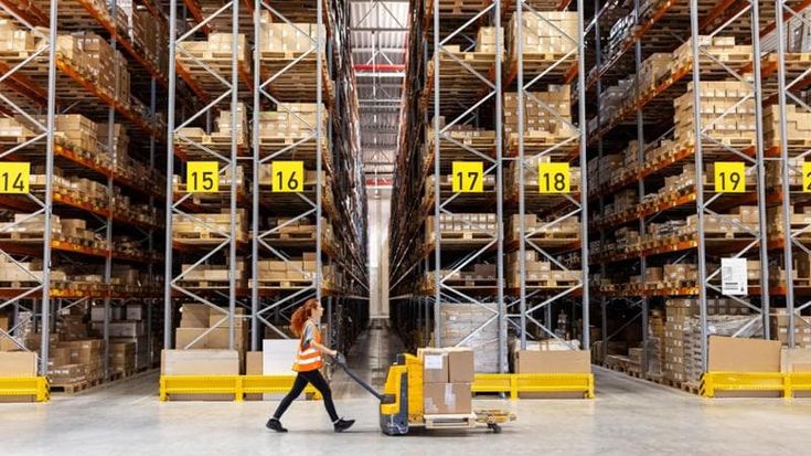 Lavoro, tra Black Friday e Natale cresce la domanda di personale per affrontare l’aumento dei volumi