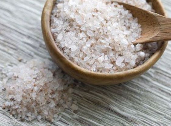 Troppo sale nella dieta peggiora i sintomi della sclerosi multipla