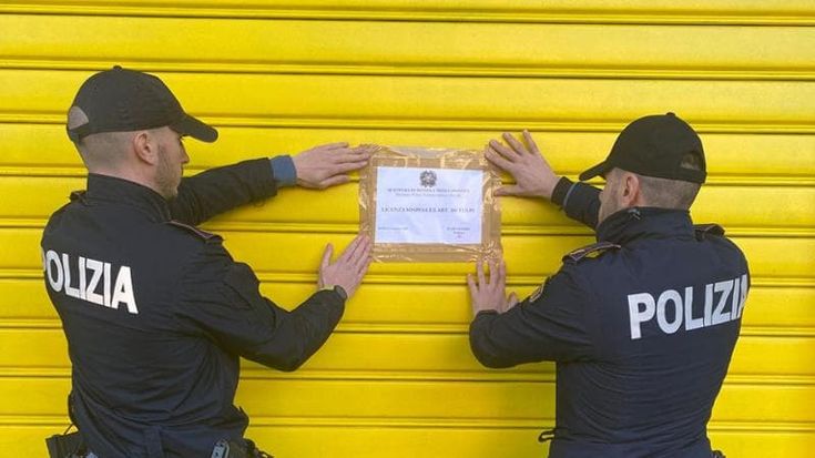 Droga nascosta in un bar a Monza: titolare arrestato, locale chiuso per 15 giorni