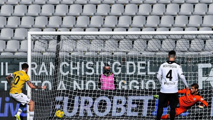 Spezia-Udinese 0-1, fa tutto De Paul: segna il gol vittoria e poi viene espulso