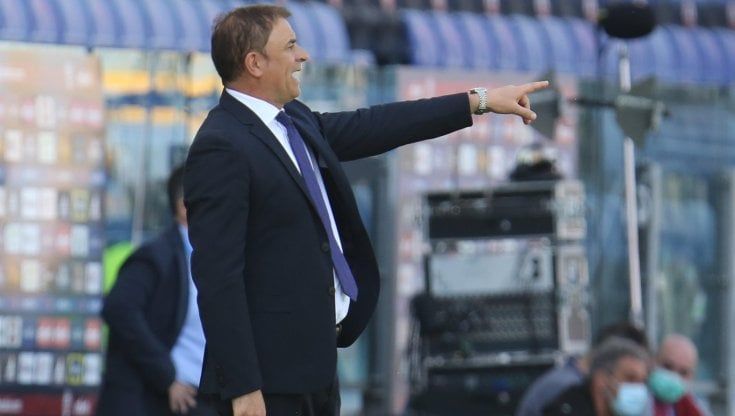 Cagliari, Semplici: "Invertire la rotta in queste nove gare"