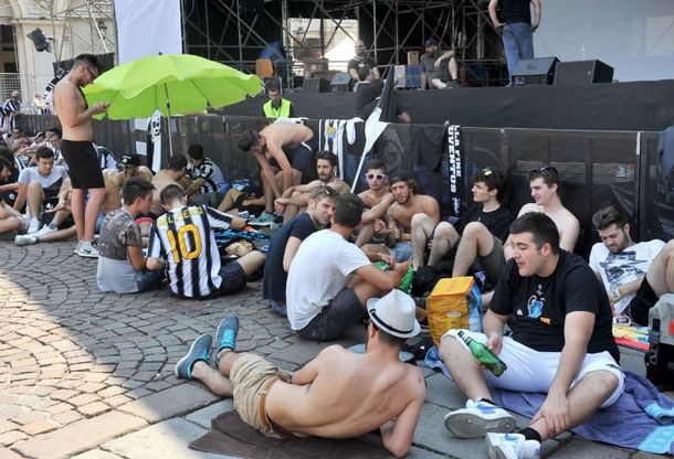 Torino, già comincia l'attesa sotto il solleone per la finale di Champions