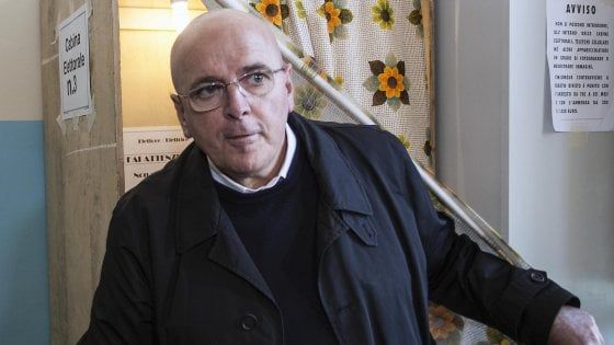 Regionali Calabria, caos candidati. Callipo si chiama fuori. Ma il Pd dice no a Oliverio, forte anche di un sondaggio