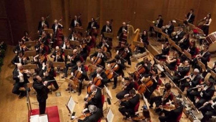 Traviata, lo sciopero non arretra: la Prima in bilico a Bologna