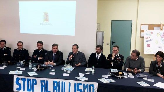 Bullismo, Graziano: “Vittime 4 studenti su 10”