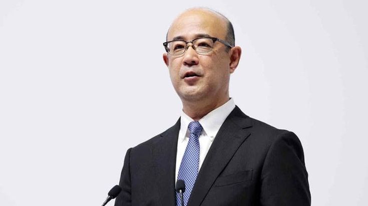 Toyota cambia ceo e alza le stime: dal primo aprile Kon sostituisce Sato. Ecco perché