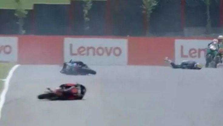 Mugello, incidente in Moto3 per Dupasquier: è grave