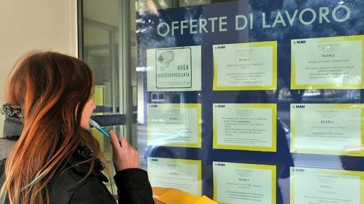 L’ultimo falso dello “sciacallo” dei corsi di formazione, che truffava i giovani disoccupati