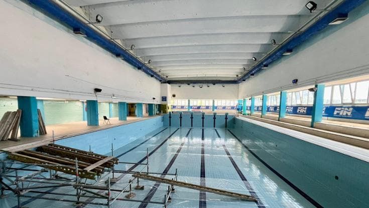 Nuovo look per lo Stadio del nuoto, si inizia dalla piscina interna. “Fare sport in sicurezza”