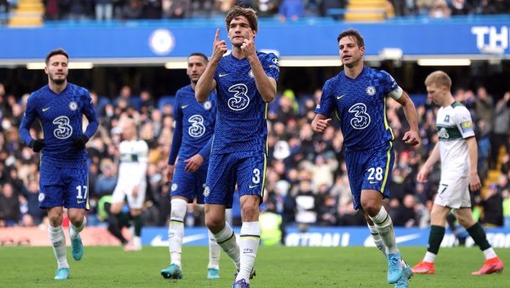 FA Cup, Alonso salva il Chelsea ai supplementari. Poker di City ed Everton, vince anche il Tottenham