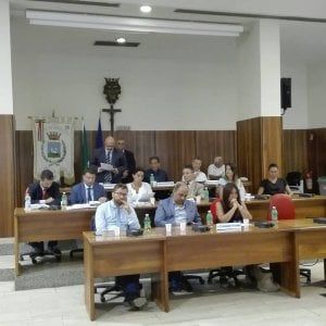 Lite al comune di Avellino, salta il patto Lega-Cinque Stelle