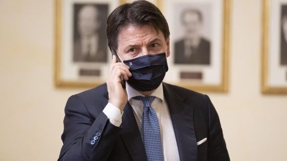 Conte alla Camera: "A settembre il recovery plan dell'Italia. Ora serve coesione nazionale"