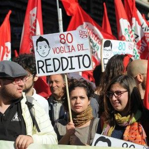 Tredicesime, un po' di respiro agli italiani: quest'anno fino a 20 euro in pi&ugrave;